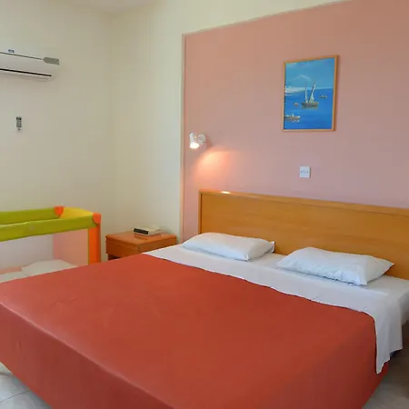 Maris Grand Aparthotel Protaras