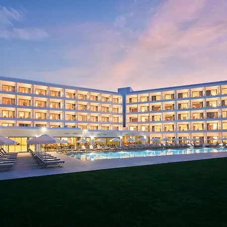 Hotel Maris Grand Waterpark 4*