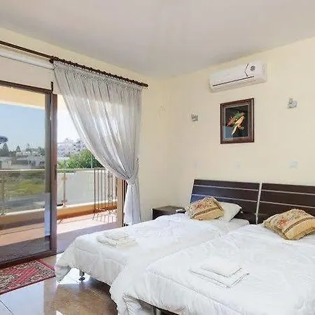 Maris Grand Aparthotel