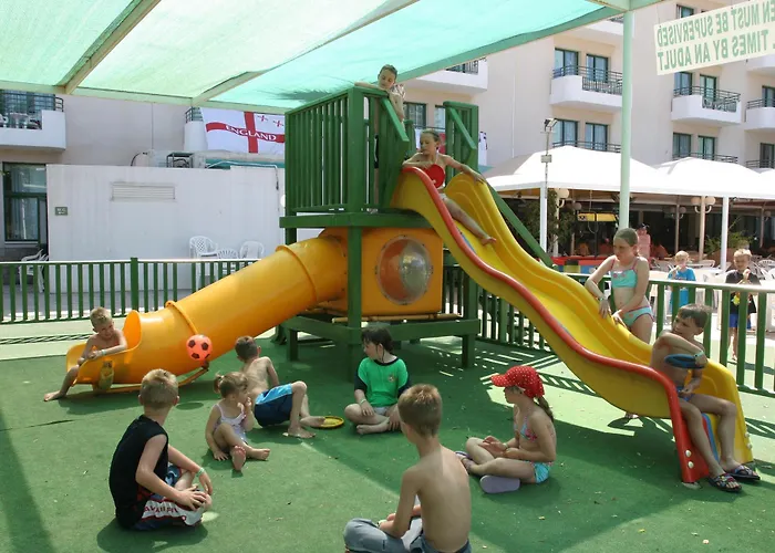 Hotel Maris Grand Waterpark 4*