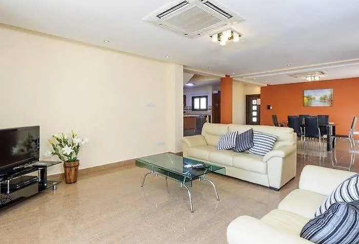 Maris Grand Waterpark Hotel